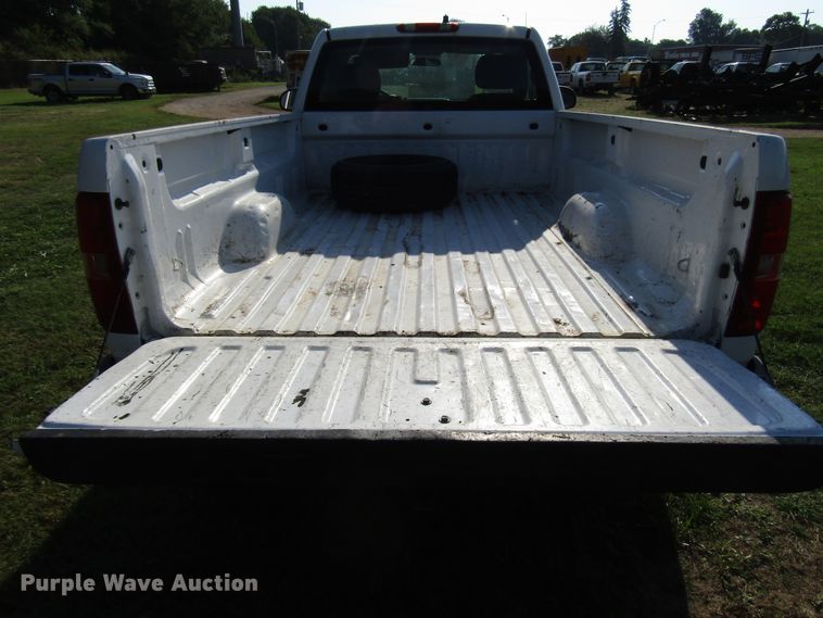 image for item DG8218 2008 Chevrolet Silverado 1500 pickup truck