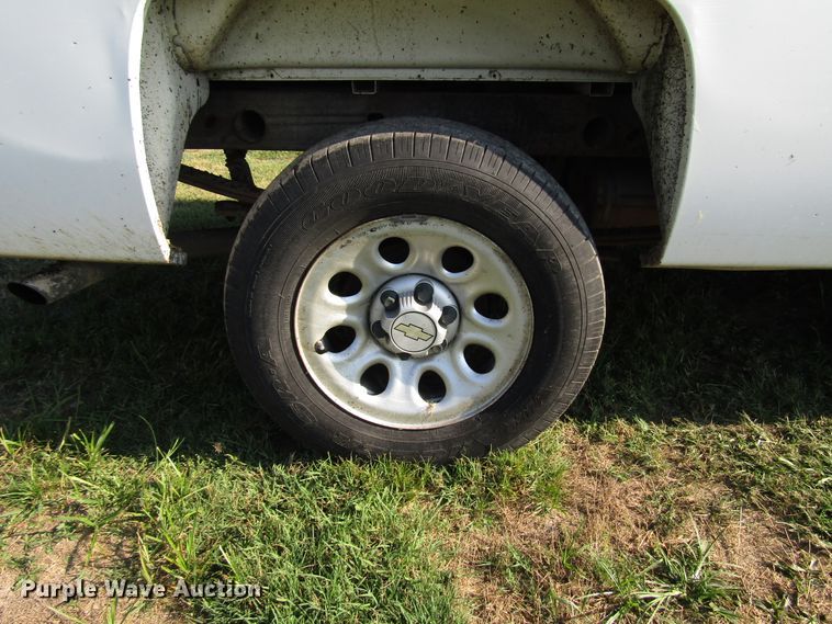 image for item DG8218 2008 Chevrolet Silverado 1500 pickup truck