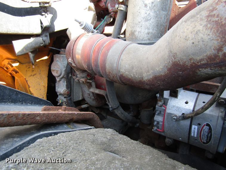 image for item DG8222 2008 International 7600 dump truck