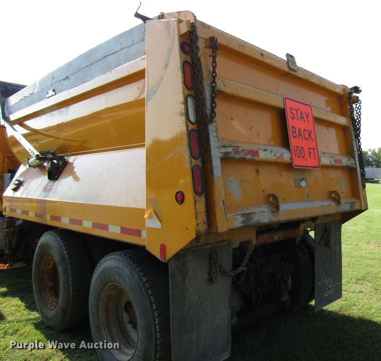 image for item DG8222 2008 International 7600 dump truck