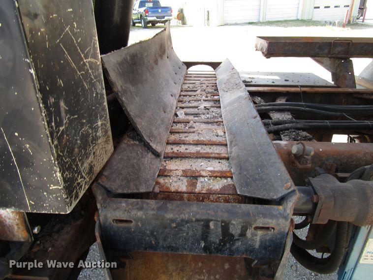 image for item DG8222 2008 International 7600 dump truck