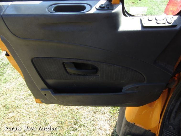 image for item DG8222 2008 International 7600 dump truck