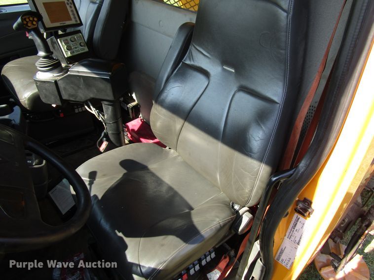 image for item DG8222 2008 International 7600 dump truck