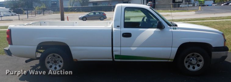 image for item DH2087 2005 Chevrolet Silverado 1500 pickup truck