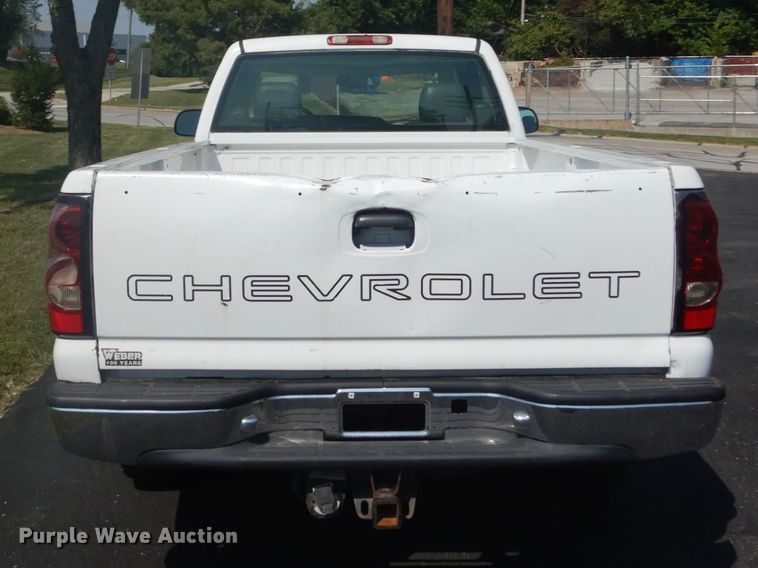 image for item DH2087 2005 Chevrolet Silverado 1500 pickup truck