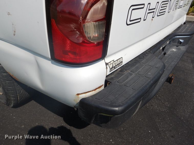 image for item DH2087 2005 Chevrolet Silverado 1500 pickup truck