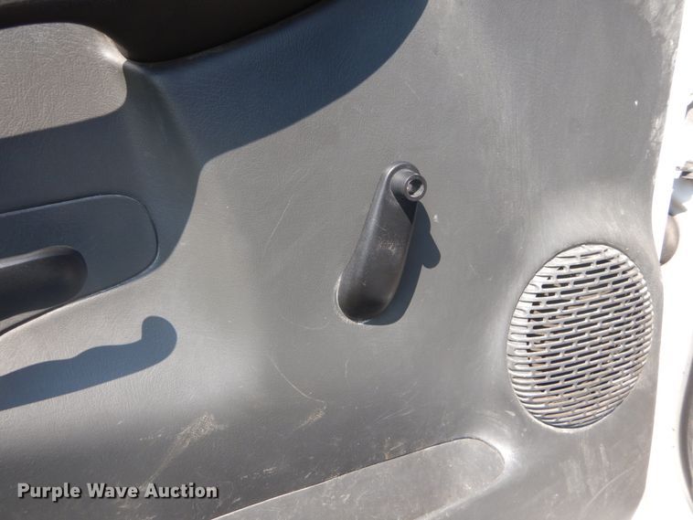 image for item DH2087 2005 Chevrolet Silverado 1500 pickup truck