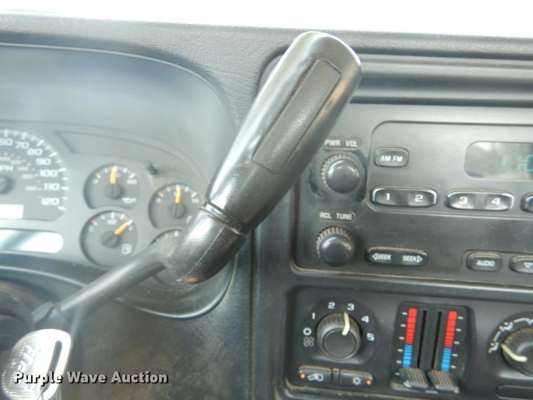 image for item DH2087 2005 Chevrolet Silverado 1500 pickup truck