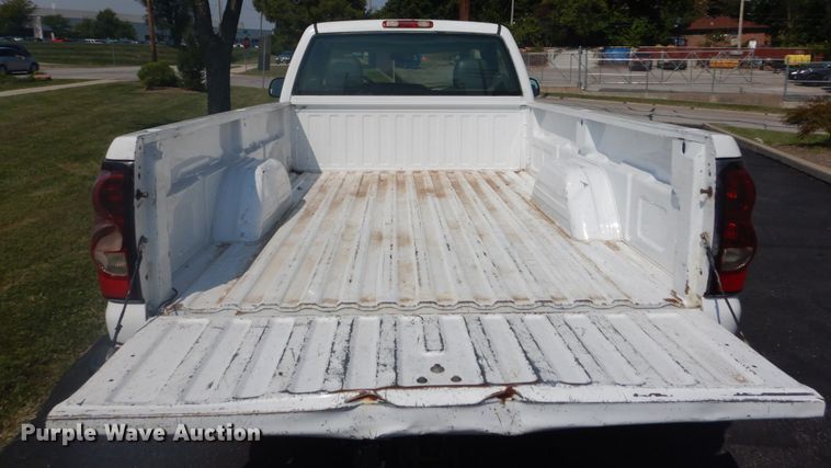 image for item DH2087 2005 Chevrolet Silverado 1500 pickup truck