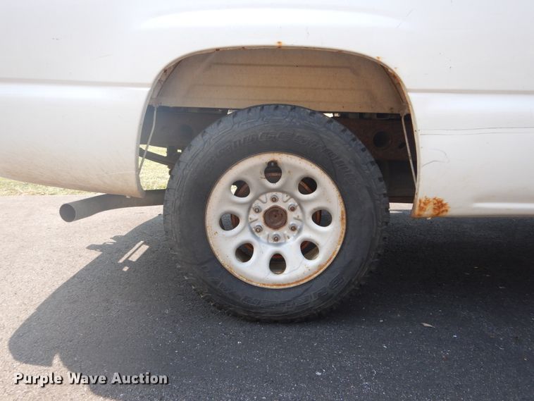 image for item DH2087 2005 Chevrolet Silverado 1500 pickup truck