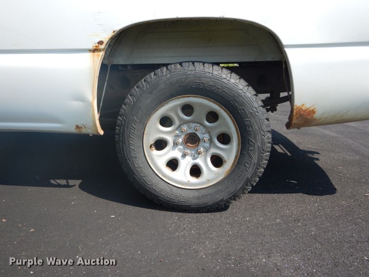 image for item DH2087 2005 Chevrolet Silverado 1500 pickup truck