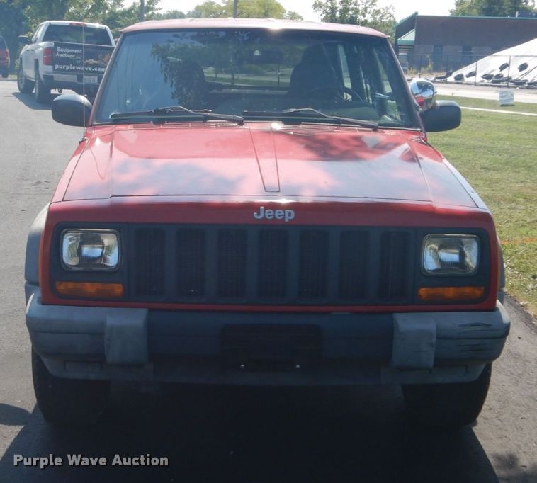 image for item DH2088 1999 Jeep Cherokee SUV