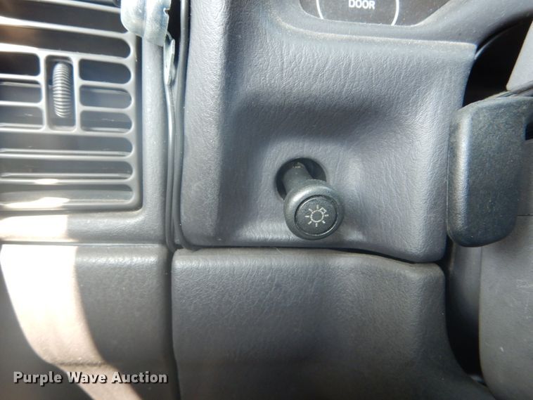 image for item DH2088 1999 Jeep Cherokee SUV