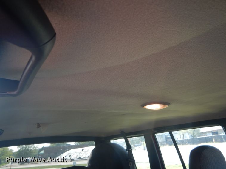 image for item DH2088 1999 Jeep Cherokee SUV