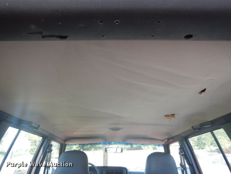 image for item DH2088 1999 Jeep Cherokee SUV