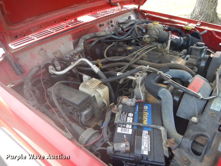 image for item DH2088 1999 Jeep Cherokee SUV