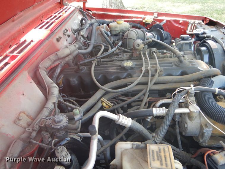 image for item DH2088 1999 Jeep Cherokee SUV