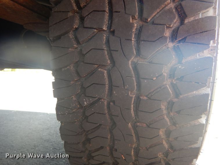 image for item DH2088 1999 Jeep Cherokee SUV