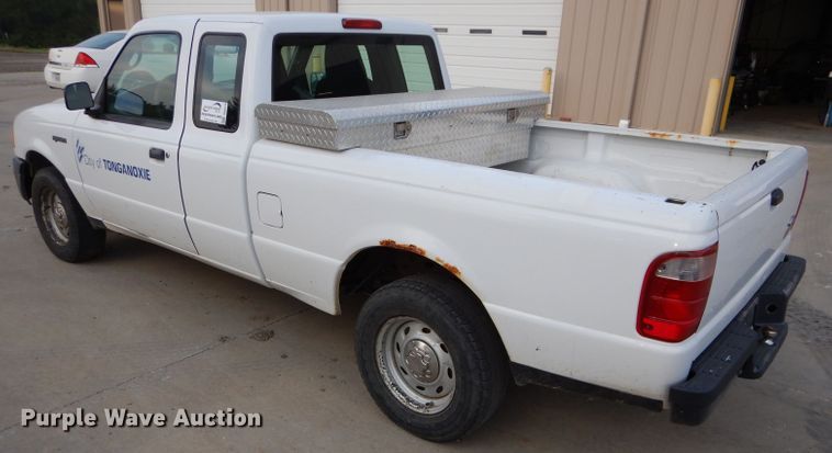 image for item DH2579 2005 Ford Ranger SuperCab pickup truck