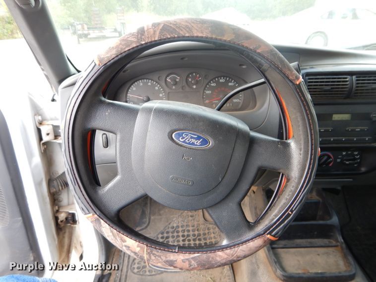 image for item DH2579 2005 Ford Ranger SuperCab pickup truck