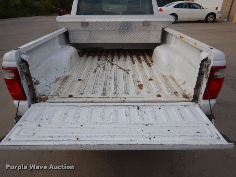 image for item DH2579 2005 Ford Ranger SuperCab pickup truck