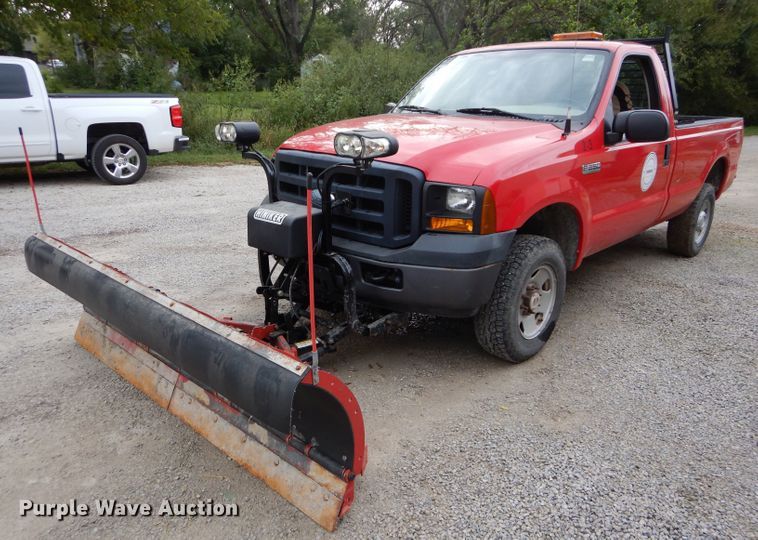 image for item DH2588 2007 Ford F250 Super Duty pickup truck