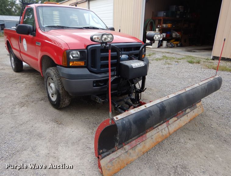 image for item DH2588 2007 Ford F250 Super Duty pickup truck