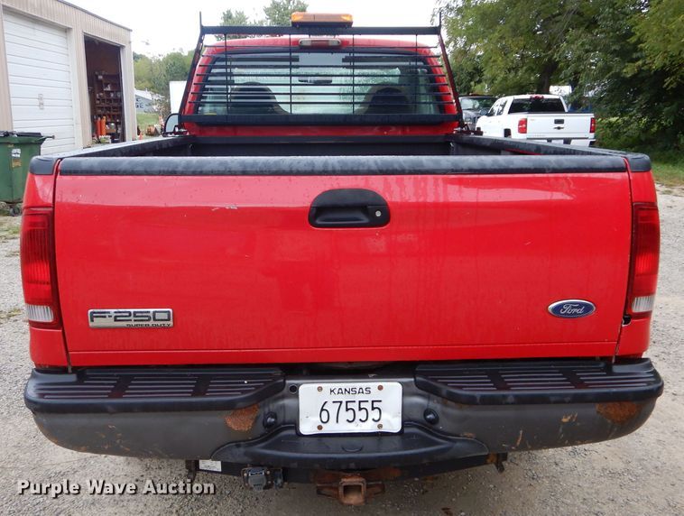 image for item DH2588 2007 Ford F250 Super Duty pickup truck