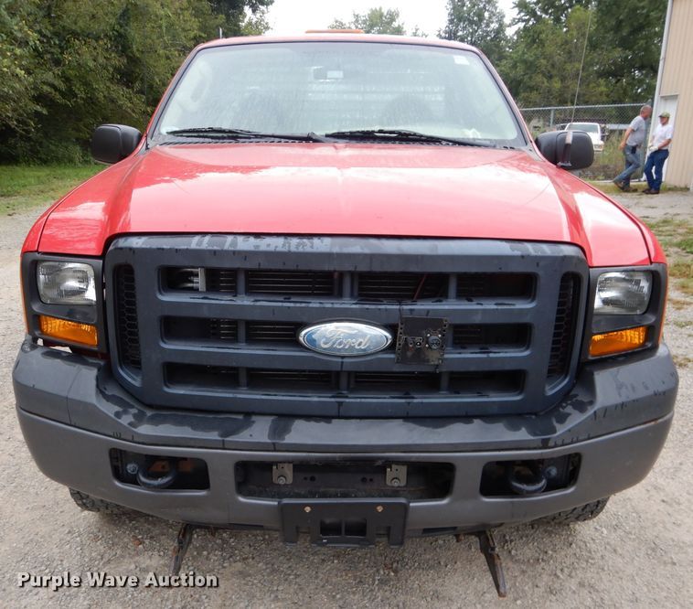 image for item DH2588 2007 Ford F250 Super Duty pickup truck