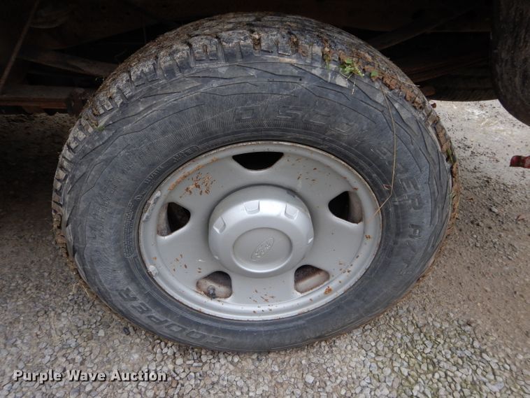 image for item DH2588 2007 Ford F250 Super Duty pickup truck