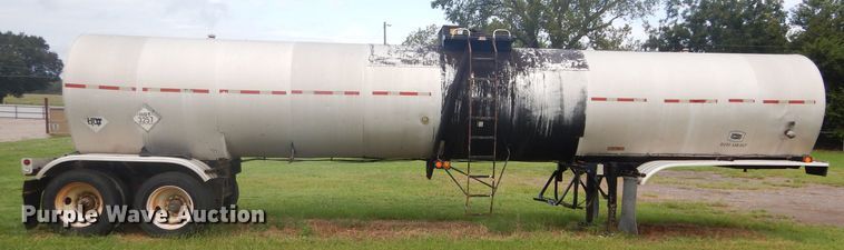 image for item DH3578 1988 Fruehauf TEH-F2-7000 tank trailer