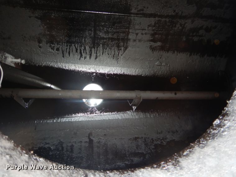 image for item DH3578 1988 Fruehauf TEH-F2-7000 tank trailer