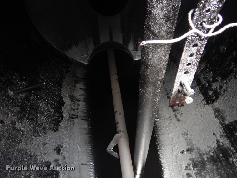 image for item DH3578 1988 Fruehauf TEH-F2-7000 tank trailer