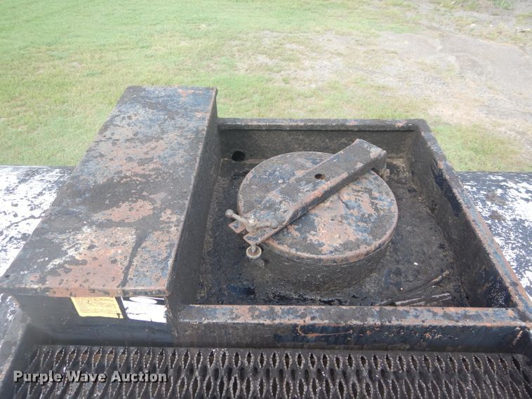 image for item DH3578 1988 Fruehauf TEH-F2-7000 tank trailer