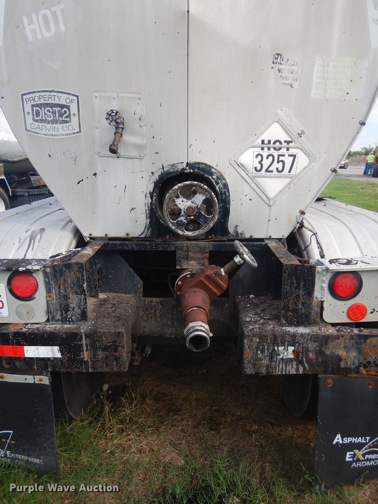 image for item DH3578 1988 Fruehauf TEH-F2-7000 tank trailer