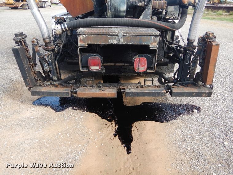 image for item DH3579 2001 Freightliner FL70 oil distributor truck