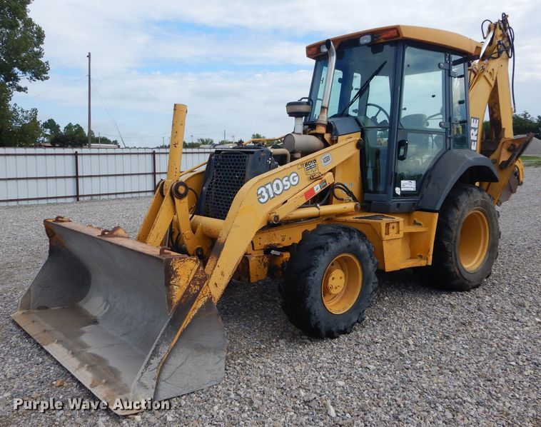 image for item DH3580 2001 John Deere 310SG backhoe