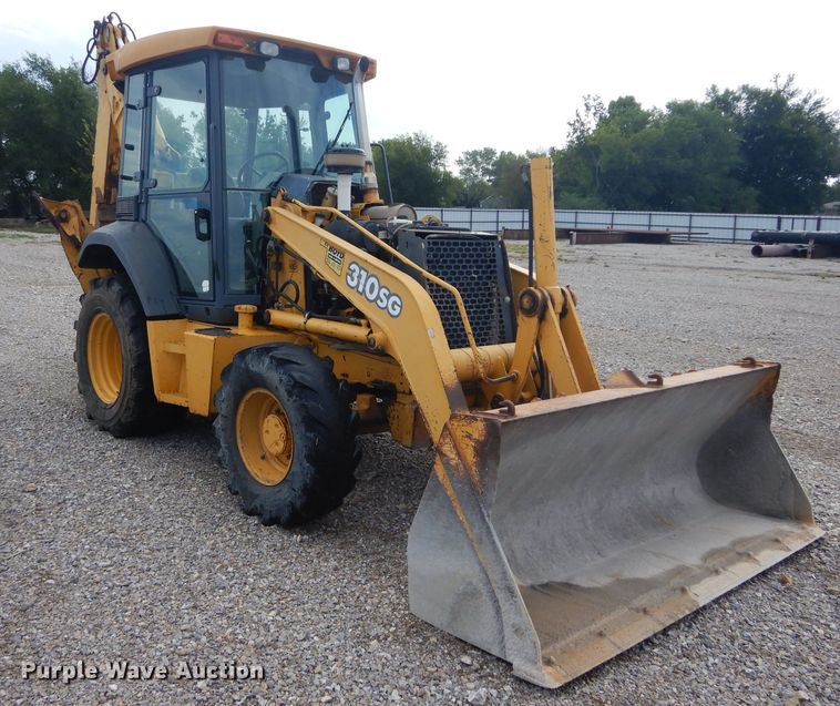 image for item DH3580 2001 John Deere 310SG backhoe