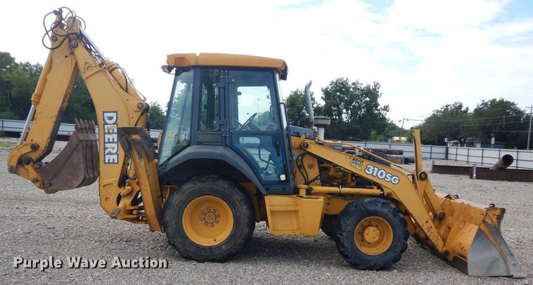 image for item DH3580 2001 John Deere 310SG backhoe