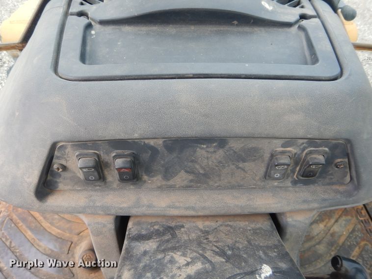 image for item DH3580 2001 John Deere 310SG backhoe