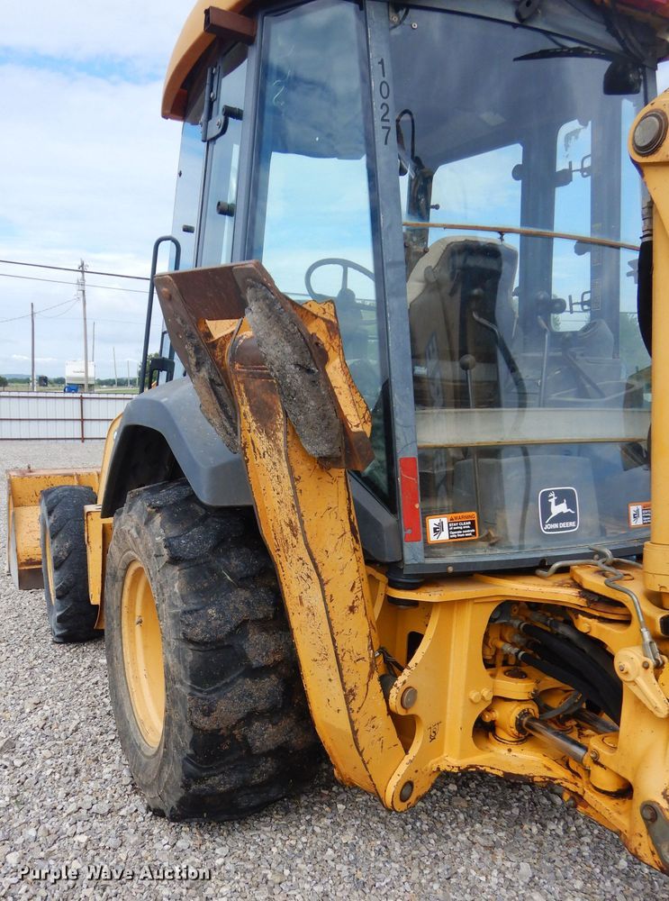 image for item DH3580 2001 John Deere 310SG backhoe