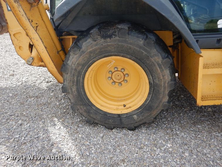 image for item DH3580 2001 John Deere 310SG backhoe