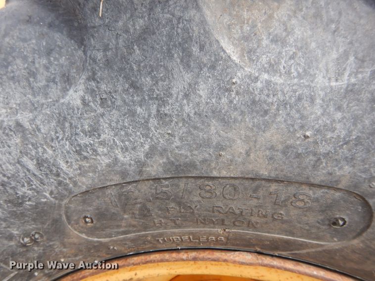 image for item DH3580 2001 John Deere 310SG backhoe