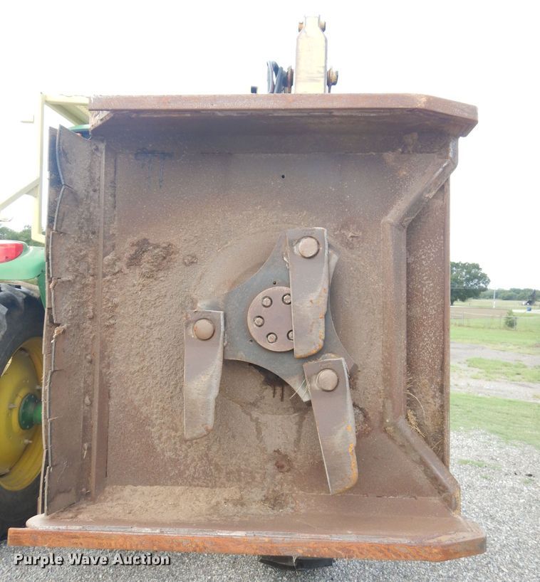 image for item DH3581 2005 John Deere 6615 tractor with Diamond side boom mower