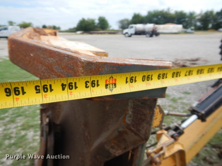 image for item DH3581 2005 John Deere 6615 tractor with Diamond side boom mower