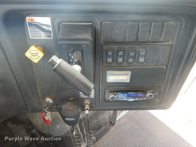 image for item DH3592 2016 International school bus