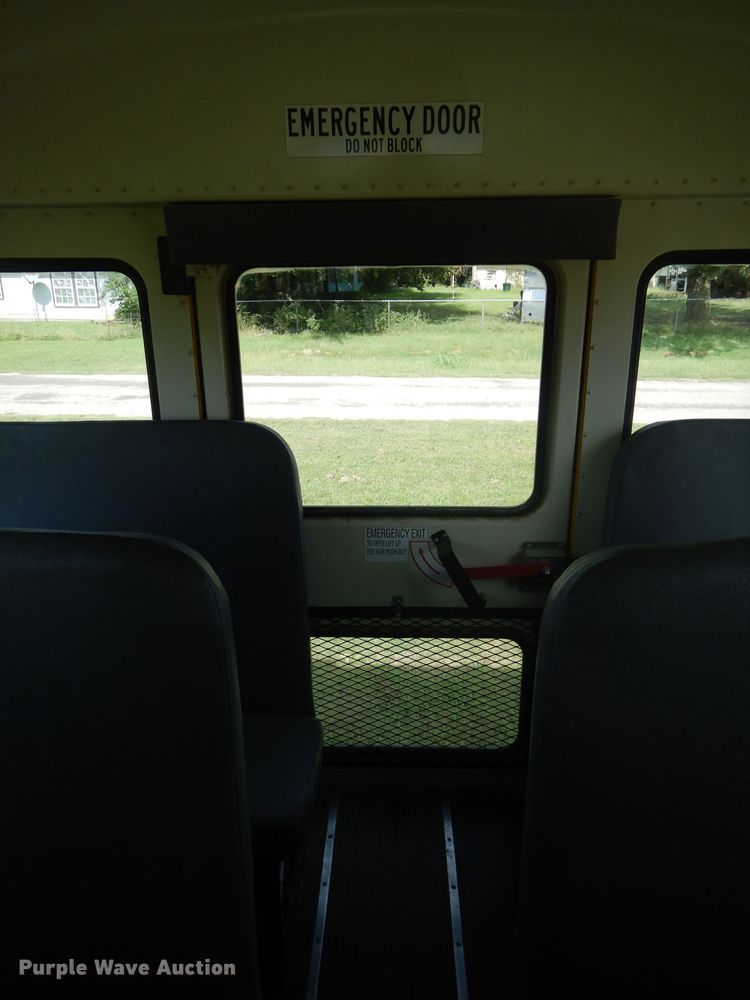 image for item DH3592 2016 International school bus