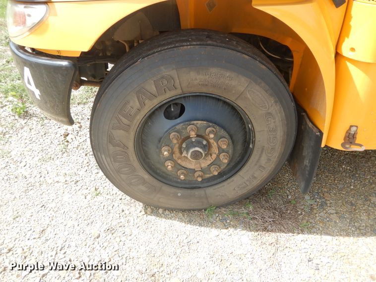 image for item DH3592 2016 International school bus