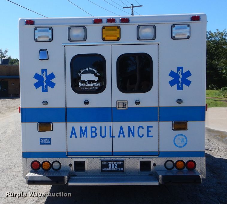 image for item DH6111 2008 Ford E450 Super Duty ambulance