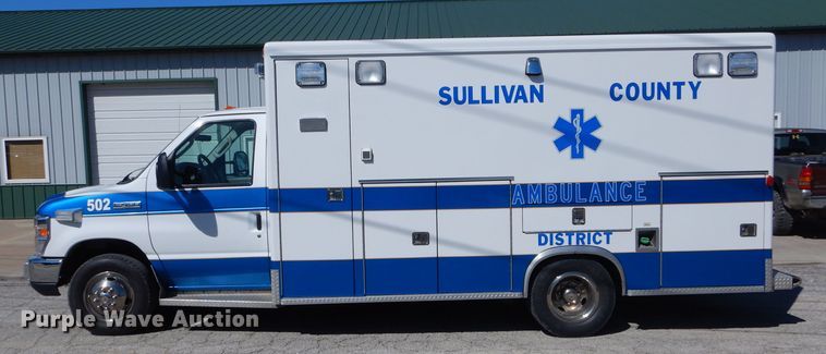image for item DH6111 2008 Ford E450 Super Duty ambulance